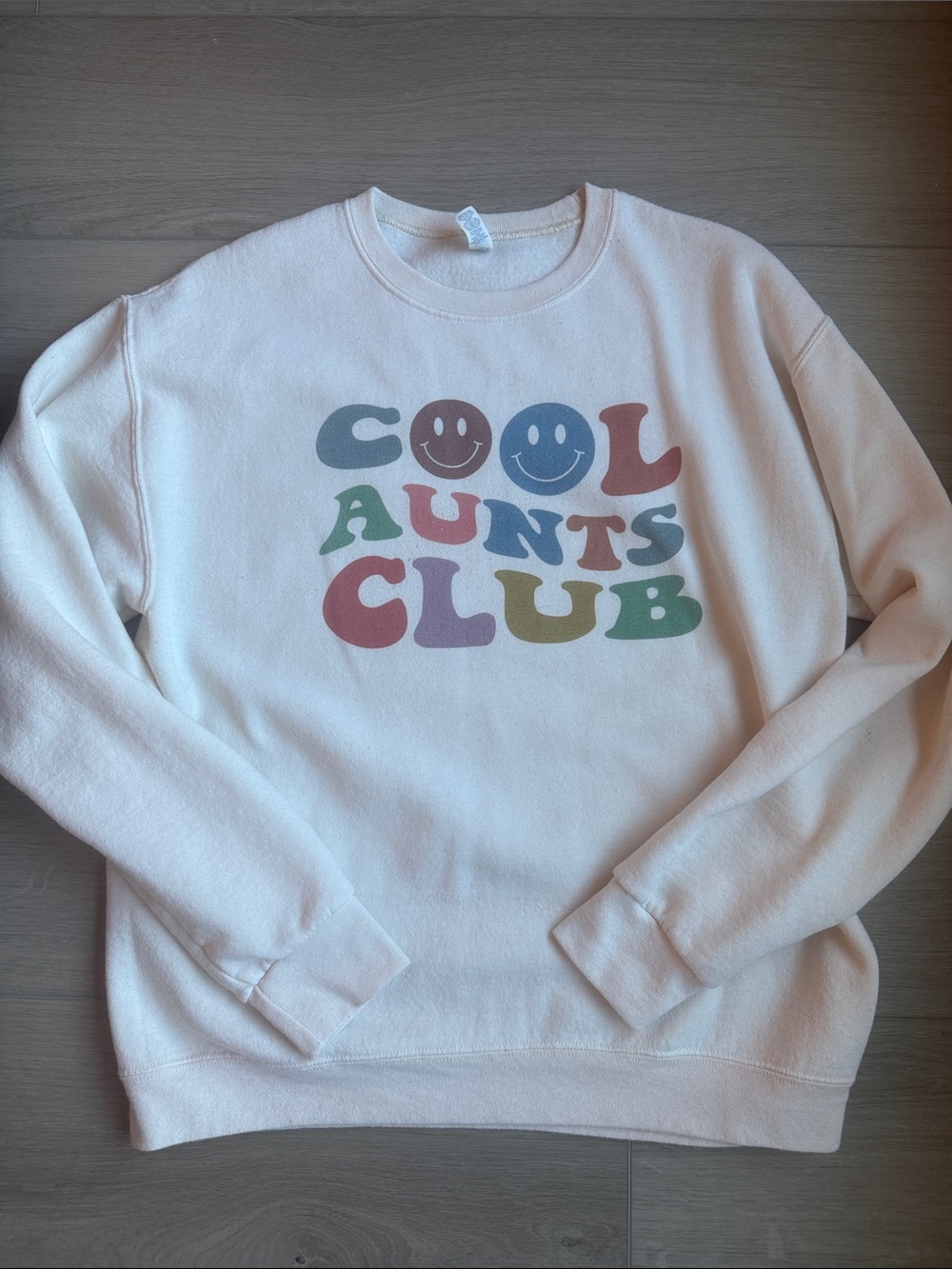 Cool Aunts Club cream sweatshirt, size M